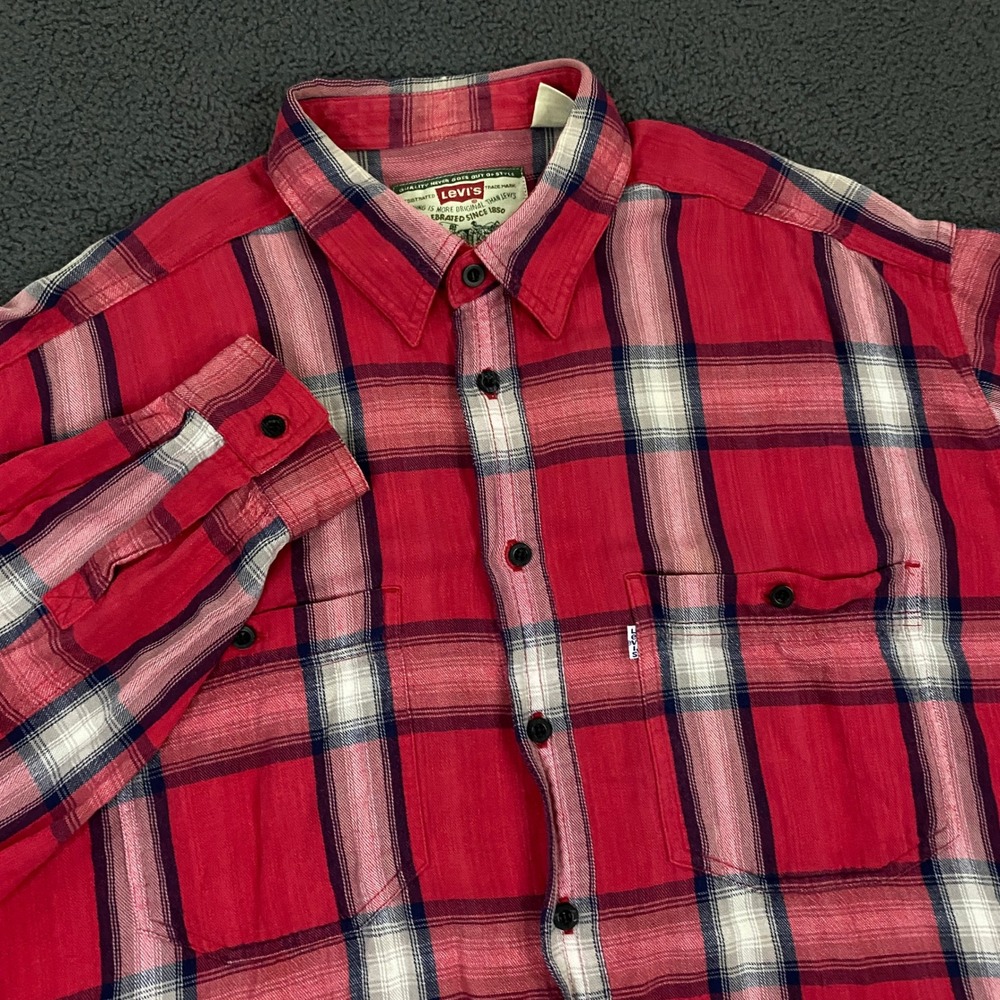 Vintage Levis Shirt Mens Large Red Lightweight Flannel Button Up Plaid Western